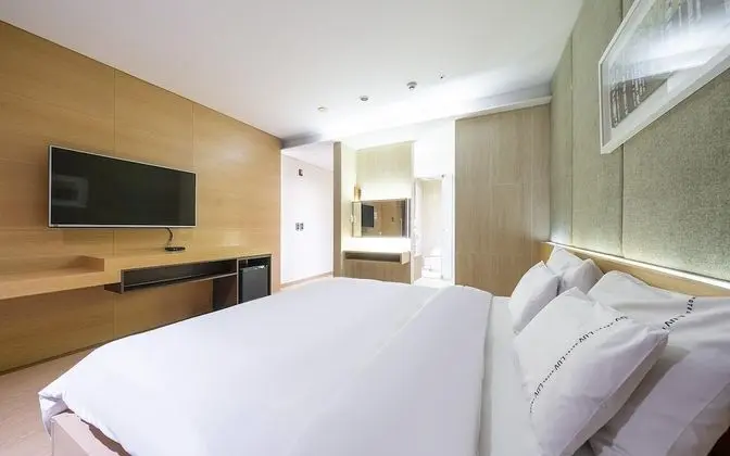 Oda (Deluxe Double (Laundry OTT Room Assig)