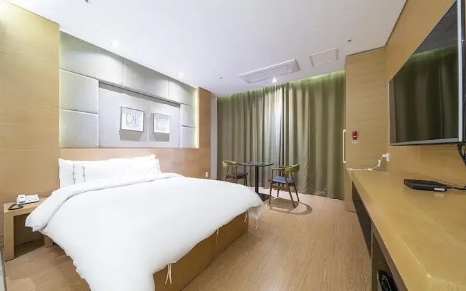 Oda (Sky View - Terrace Double (Free laund)