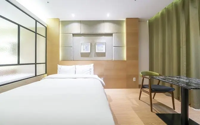 Oda (Sky View - Terrace Double (Free laund)