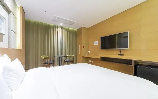 Oda (Sky View - Terrace Double (Free laund)