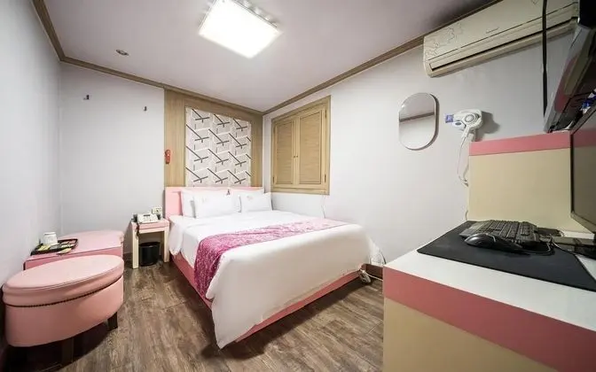 Oda (General room (free use of no hard pc )