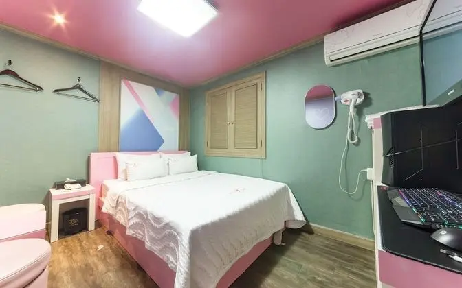 Oda (General room (free use of no hard pc )
