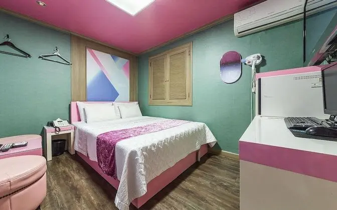 Oda (General room (free use of no hard pc )