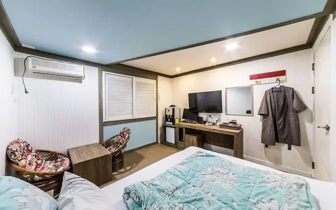 Oda (Special Room)