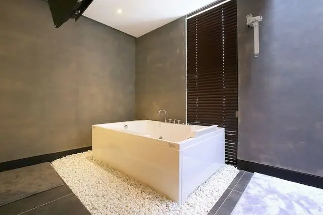 Oda (Deluxe (Netflix available SPA bathtub)