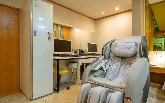 Oda (Special room (Couple PC/ PUBG /Netfli)