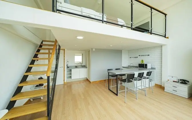 Oda (Skyview-Penthouse (Duplex/Terrace/Oce)