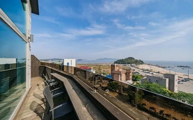 Oda (Skyview-Penthouse (Duplex/Terrace/Oce)