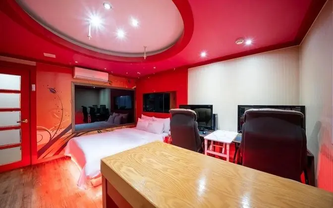 Oda (Deluxe PC Room (Couple PC I5-3rd gene)