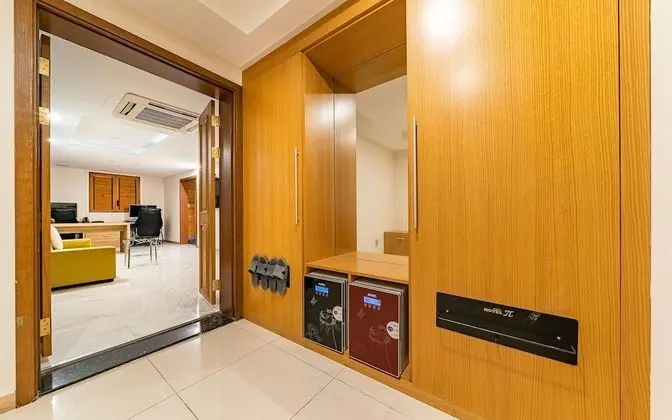 Oda (VIP - Pool Table or 2PC Room Random a)