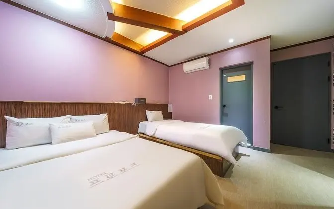 Oda (Twin bed room (Netflix viewing unlimi)