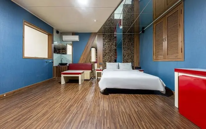 Oda (Special Room)