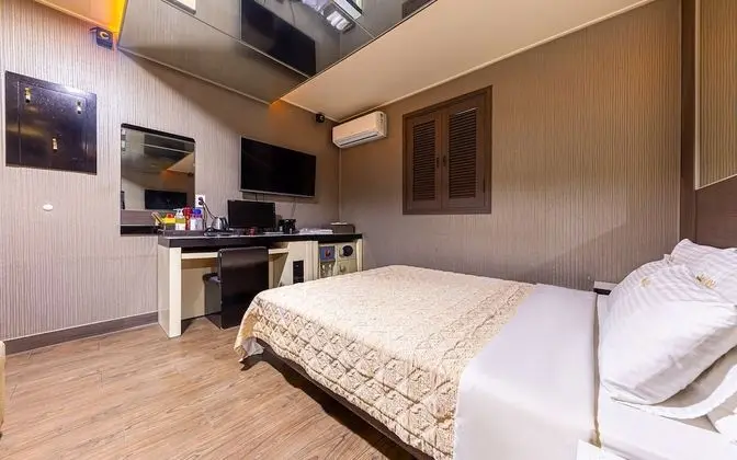 Oda (Standard Room)