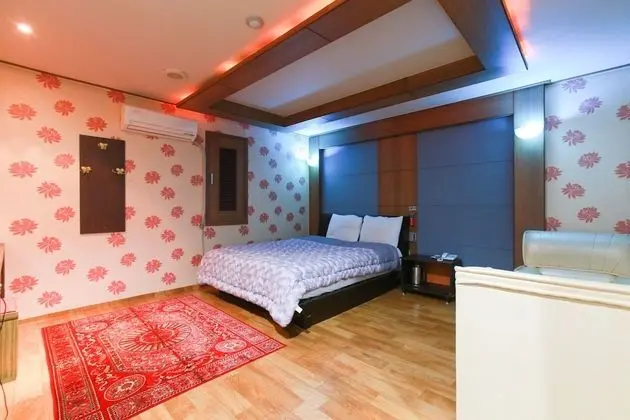 Oda (Special Room)
