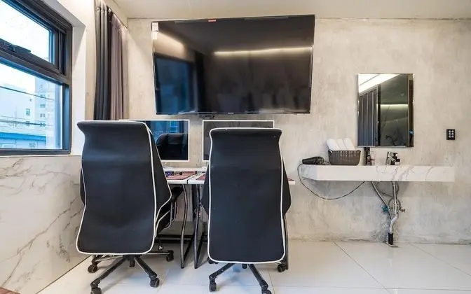 Oda (Couple PC Room (TV OTT))
