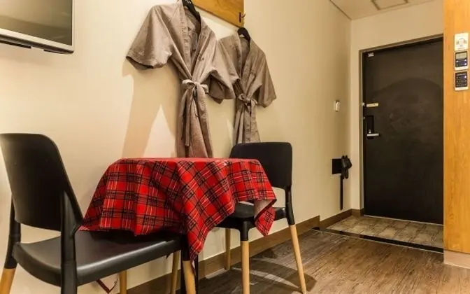 Oda (Twin Twin Bed Room - 2 beds + 1 bed ()