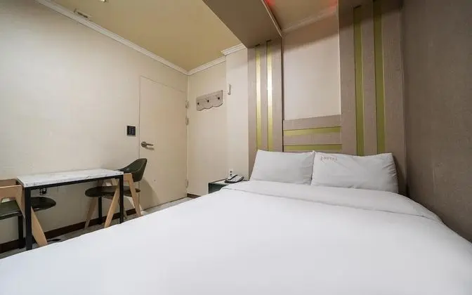 Oda (Couple PC Room (High Spec 3070 Netfli)