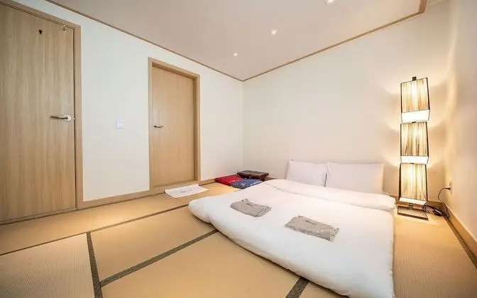 Oda (First room)