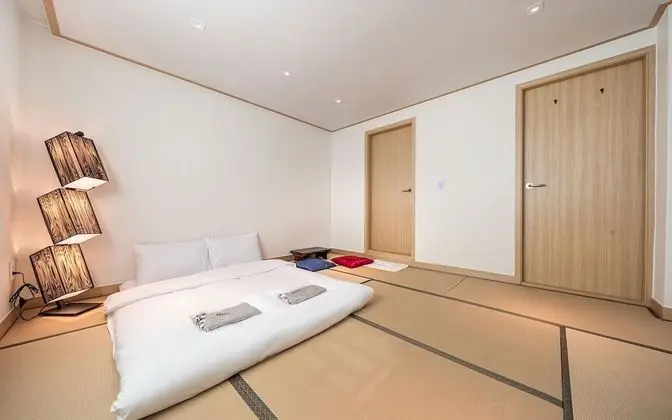 Oda (First room)