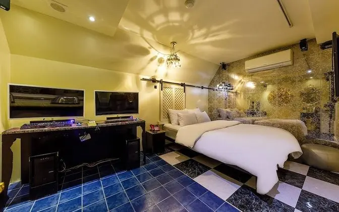 Oda (VIP (Netflix Available High Performin)