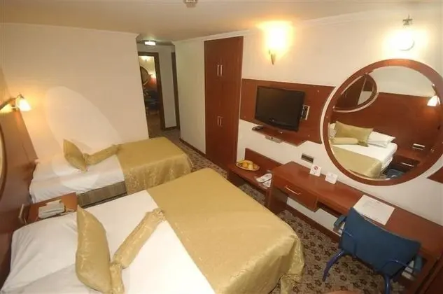 Standard Üç Kişilik Oda