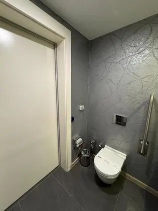 Disabled Room, Şehir Manzaralı, 1. Kat
