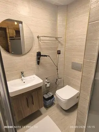 Üç Kişilik Oda