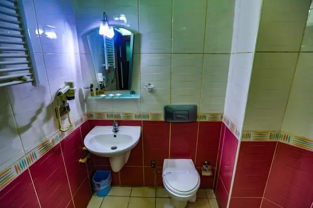 Triple, Şehir Manzaralı