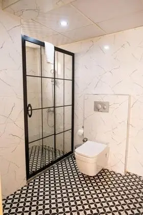 Suit Oda, Şehir Manzaralı