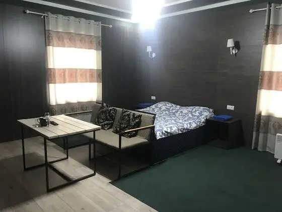 Luxury Tek Büyük Yataklı Oda