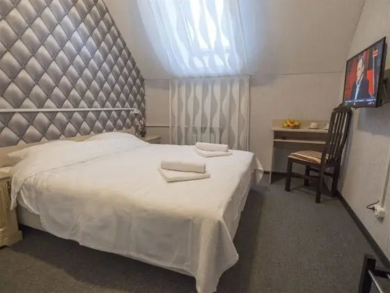 Standard Tek Büyük Yataklı Oda