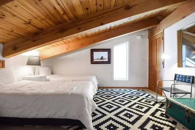Ev, Birden Çok Yatak (Incline Village Manor)