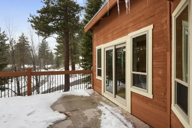 Ev, Birden Çok Yatak (Incline Village Manor)
