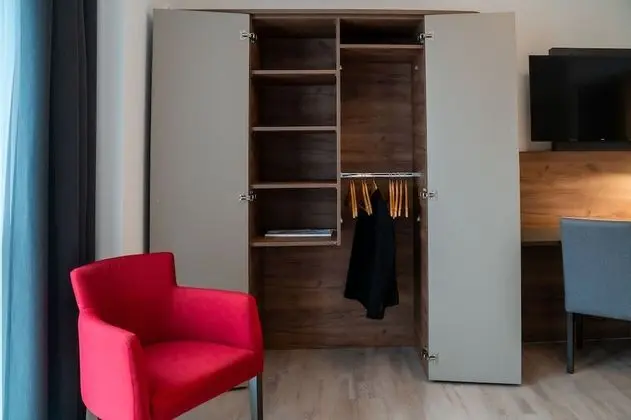 Comfort Tek Büyük Yataklı Oda