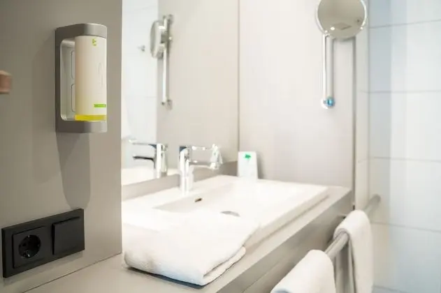 Comfort Tek Büyük Yataklı Oda, Sigara İçilmez