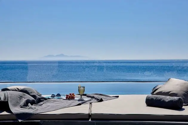 Villa, Denize Sıfır