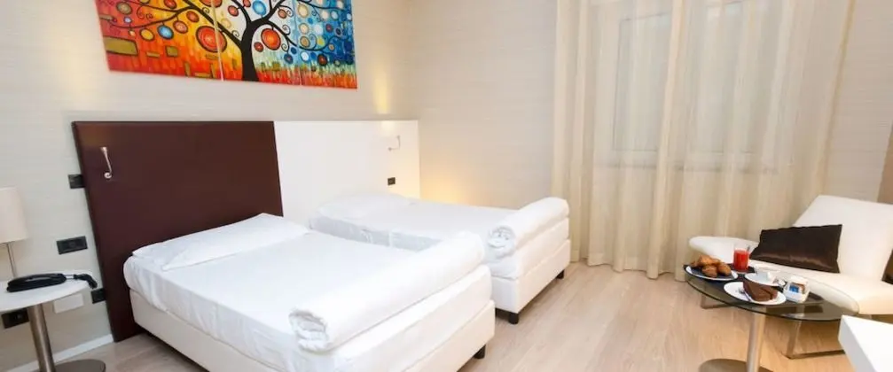 Tek Büyük veya İki Ayrı Yataklı Oda