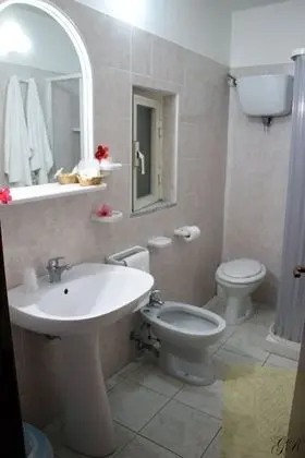 Standard Üç Kişilik Oda