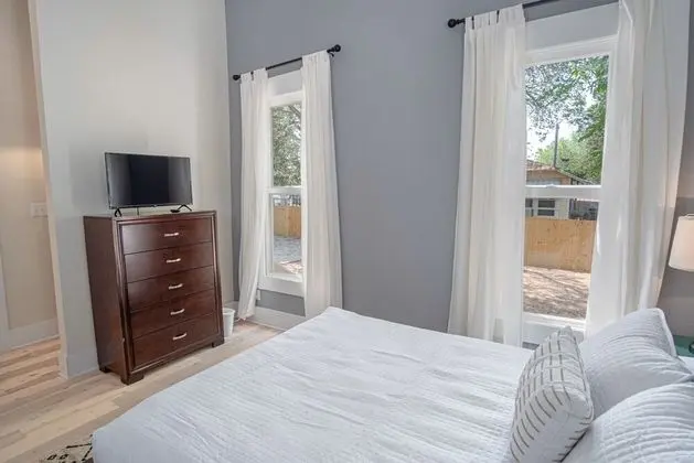 Ev (3 Bedrooms)