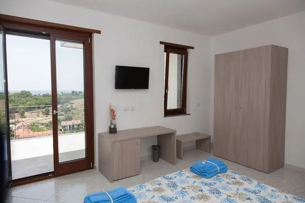 Comfort Tek Büyük veya İki Ayrı Yataklı Oda, Deniz Manzaralı