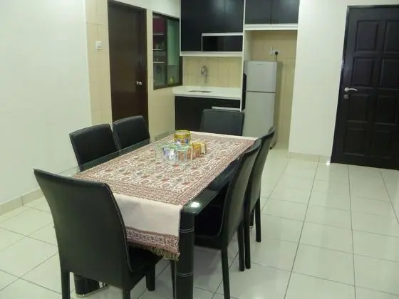 Standard Daire, 4 Yatak Odası, Buzdolabı ve Mikrodalga, Havuz Kenarı