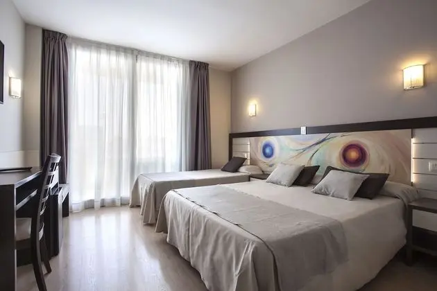Standard Tek Büyük Yataklı Oda (3 adults)