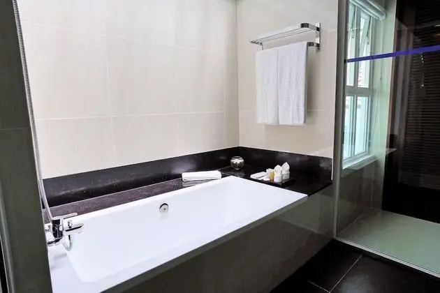 Standard Tek Büyük Yataklı Oda (Sea Pavilion)