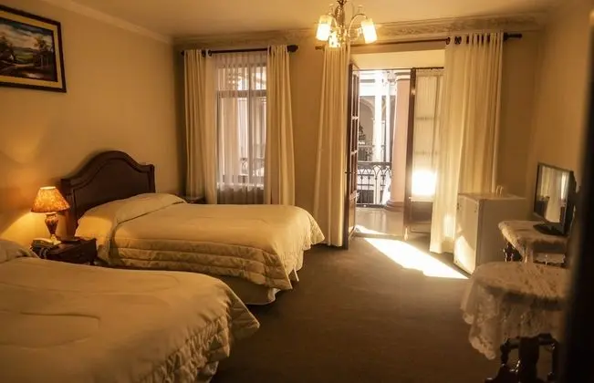 Tek Büyük Yataklı Oda