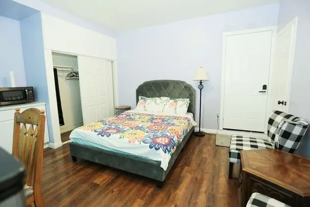Comfort Tek Büyük Yataklı Oda