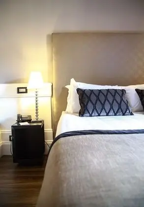 Basic Tek Büyük Yataklı Oda, Ek Bina