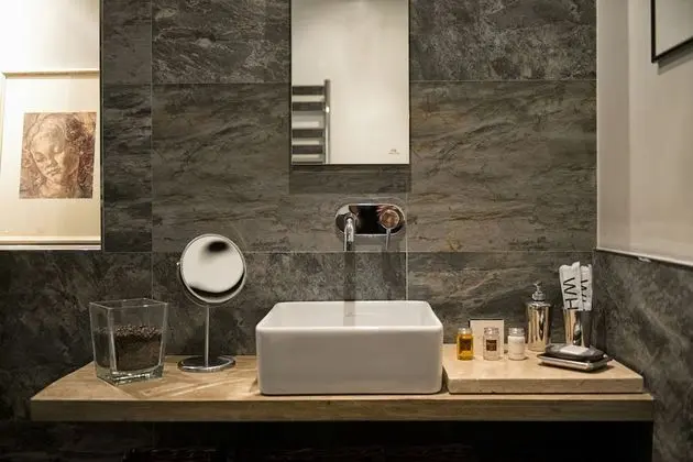 Deluxe Üç Kişilik Oda, Ek Bina