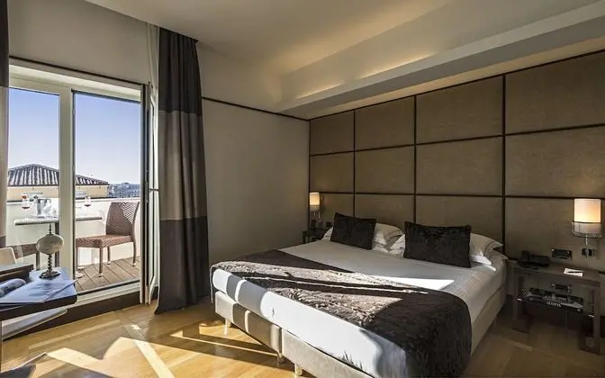 Superior Tek Büyük Yataklı Oda, Balkon