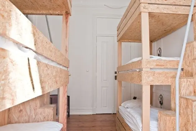 Ortak Ranzalı Oda, Karma Ranzalı Oda (One Bed)