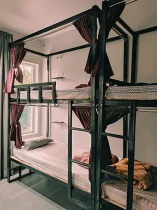 Superior Ortak Ranzalı Oda, Sadece kadınlar için